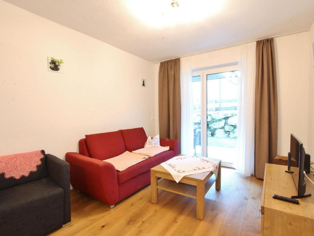 Modern Apartment In Neukirchen Am Gro Venediger Neukirchen am Grossvenediger Exterior photo